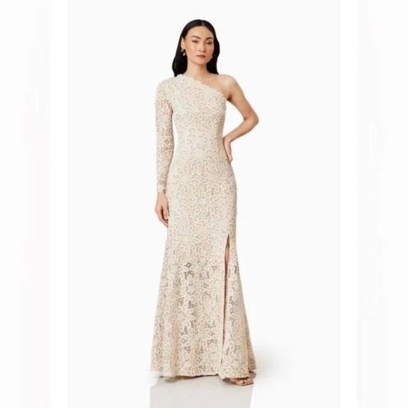 Elliatt Getaway One-shoulder Gown in Lace  Wedding Guest Dress size S NWT$420 - Picture 7 of 7